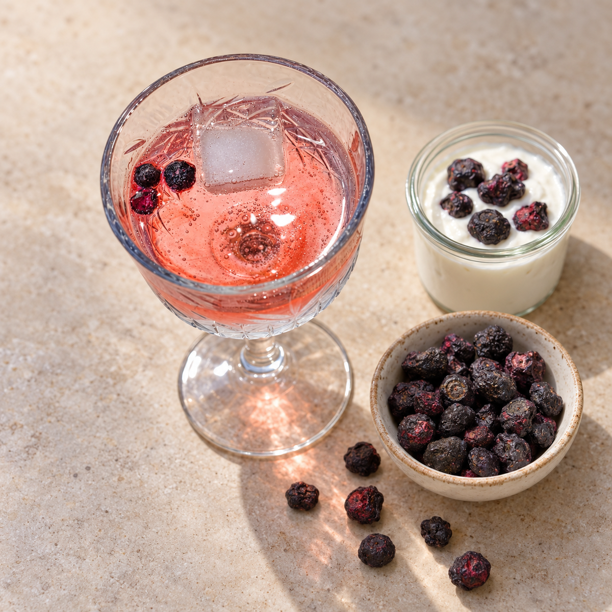 Cocktail met gevriesdroogde bosbessen | FruCare